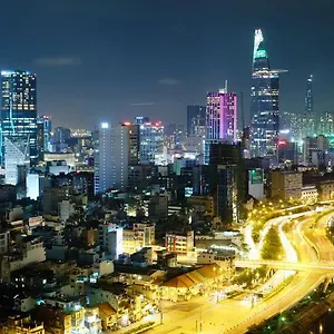 Spacious Saigon - Infinity Pool In Rivergate Appartamento